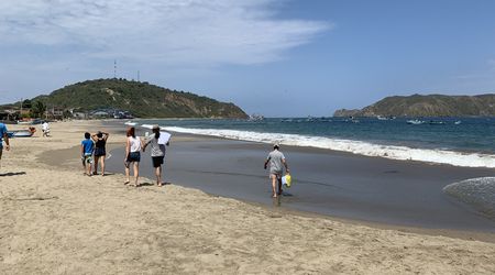 Playa Salango and Salango Island