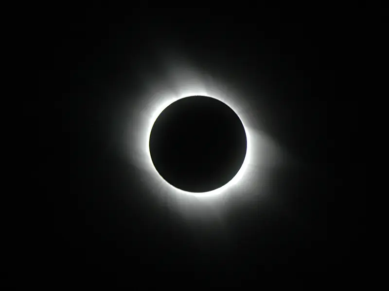 Sea Spirit : Odyssée Arctique sous une éclipse solaire | Polartours
