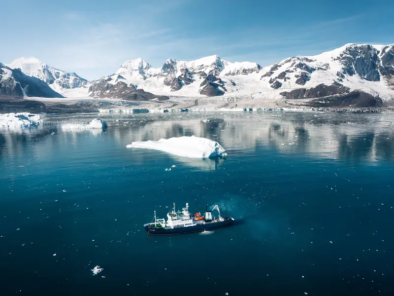 Polar Athena: Antarctic Spring Micro Fly Cruise - Sail One Way | Polartours