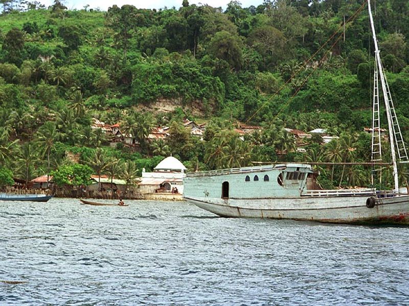 Run Island Diving Cruise